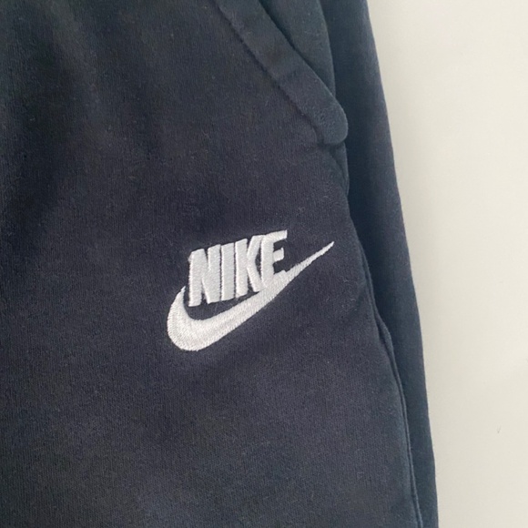 Nike Unisex Black Joggers - Picture 3 of 4